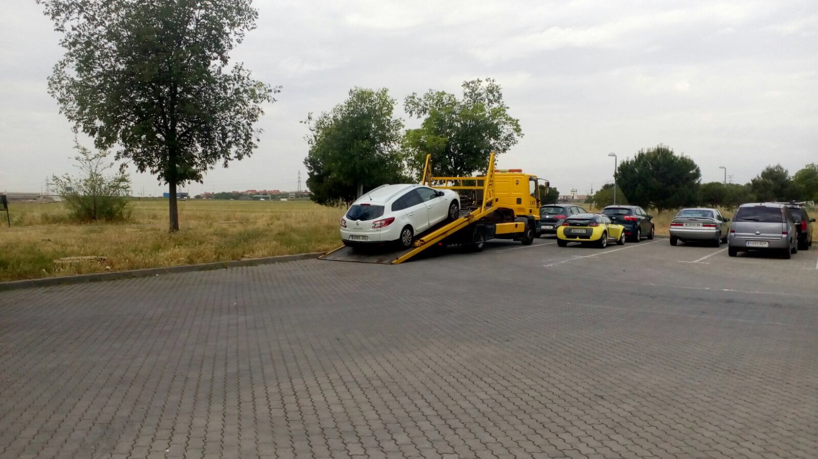 Container Umzug mit Auto nach Hamburg Bild 1